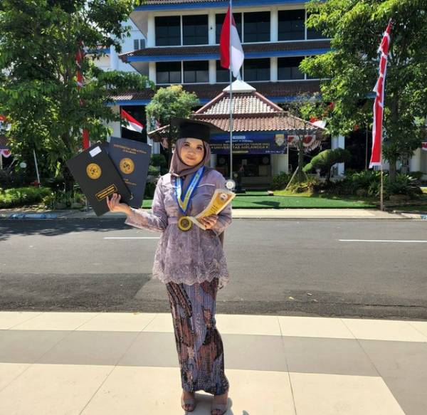 Mahasiswa Unair Ini Bikin Aplikasi Self-Care Berbasis AI
