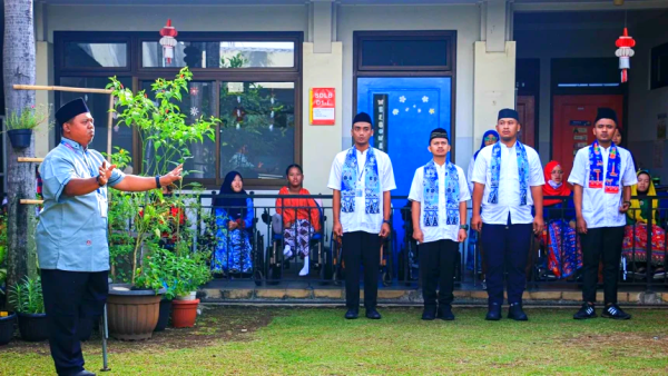 Guru Disabilitas yang Konsisten Mengabdi di SLB YPAC Kebayoran