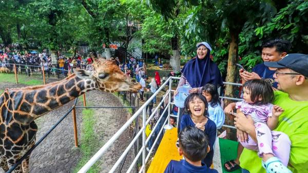 KBS Bersolek, Pemkot Surabaya Kebut Revitalisasi untuk Dukung Wisata Malam
