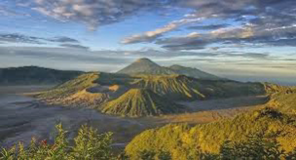 Kondisi Aman, Kawasan Wisata Bromo Kembali Dibuka untuk Umum