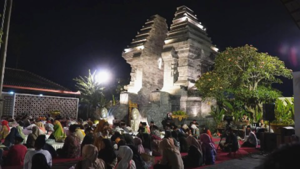 Wisata Malam Makam Bung Karno Catat 2.529 Kunjungan
