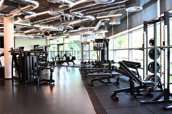 7 Rekomendasi Tempat Gym di Surabaya, Tarif Mulai Rp20 Ribuan