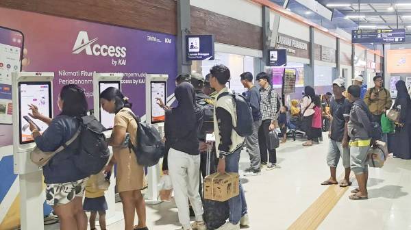 Tiket Arus Balik Lebaran Hampir Ludes, KAI Catat Penjualan Tembus 4 Juta Kursi