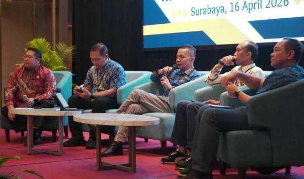 Efisiensi Pelabuhan Tanjung Perak, Waktu Transisi Kapal Dipangkas Jadi Maksimal 2 Jam